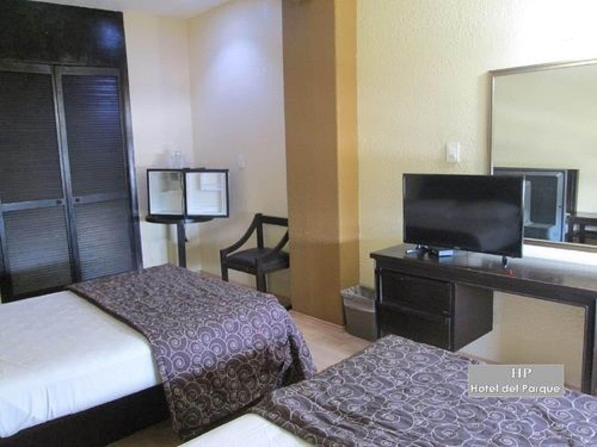 Hotel Del Parque Guadalajara Extérieur photo